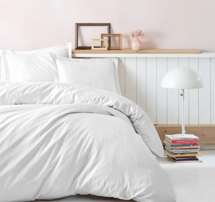 Elegant Stripe Saten Çift Kişilik Nevresim Takımı Beyaz